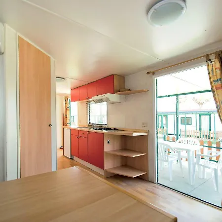 Locazione Turistica Camping Classe Village.4 別荘 リド・ディ・ダンテ